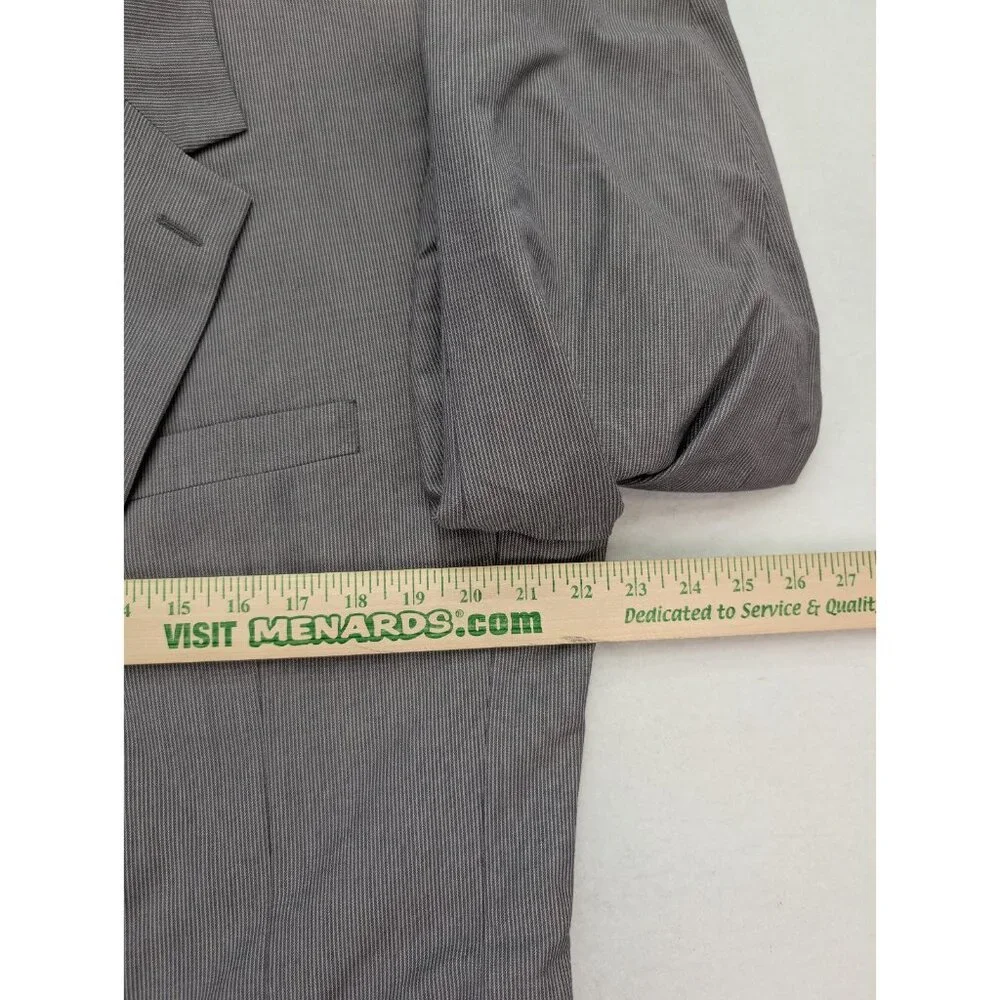Jos. A. Bank Men's Blazer Jacket Sport Coat Size 44L Gray Pinstripe